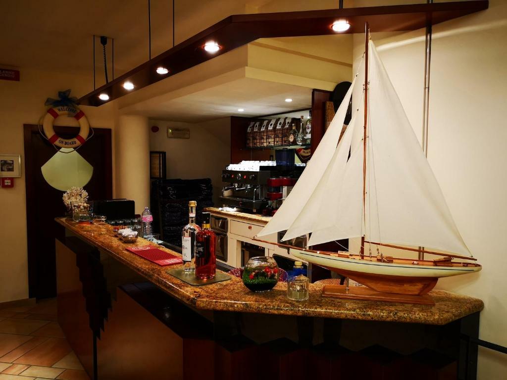 Hotel Tiglio リミニ エクステリア 写真